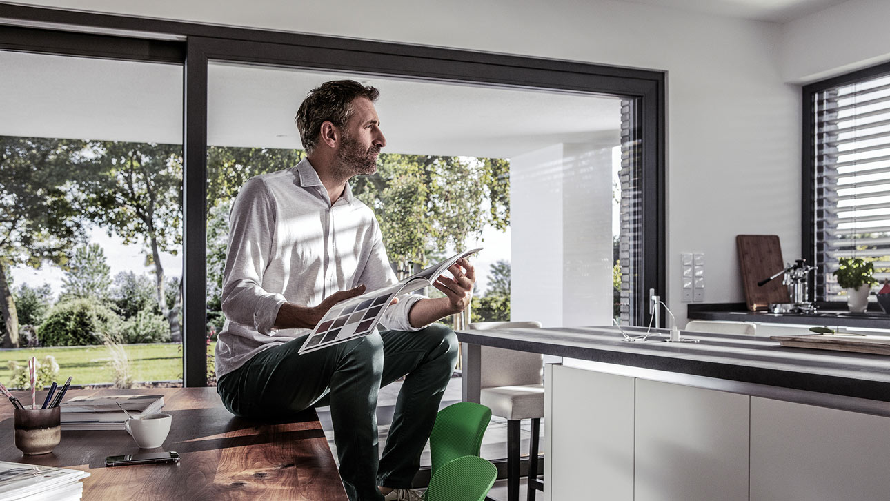 Homepage Fa. HOWO Fenster und Türen GmbH & Co: Startbild